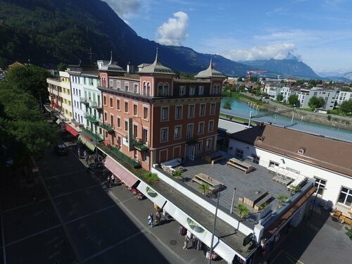 Гостиница Down Town Hostel Interlaken в Интерлакене
