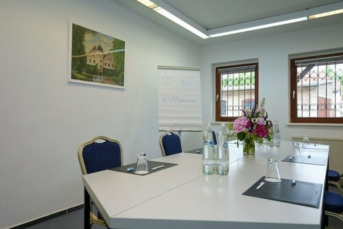 Гостиница Hotel Sophienhof в Кенигс-Вустерхаузене