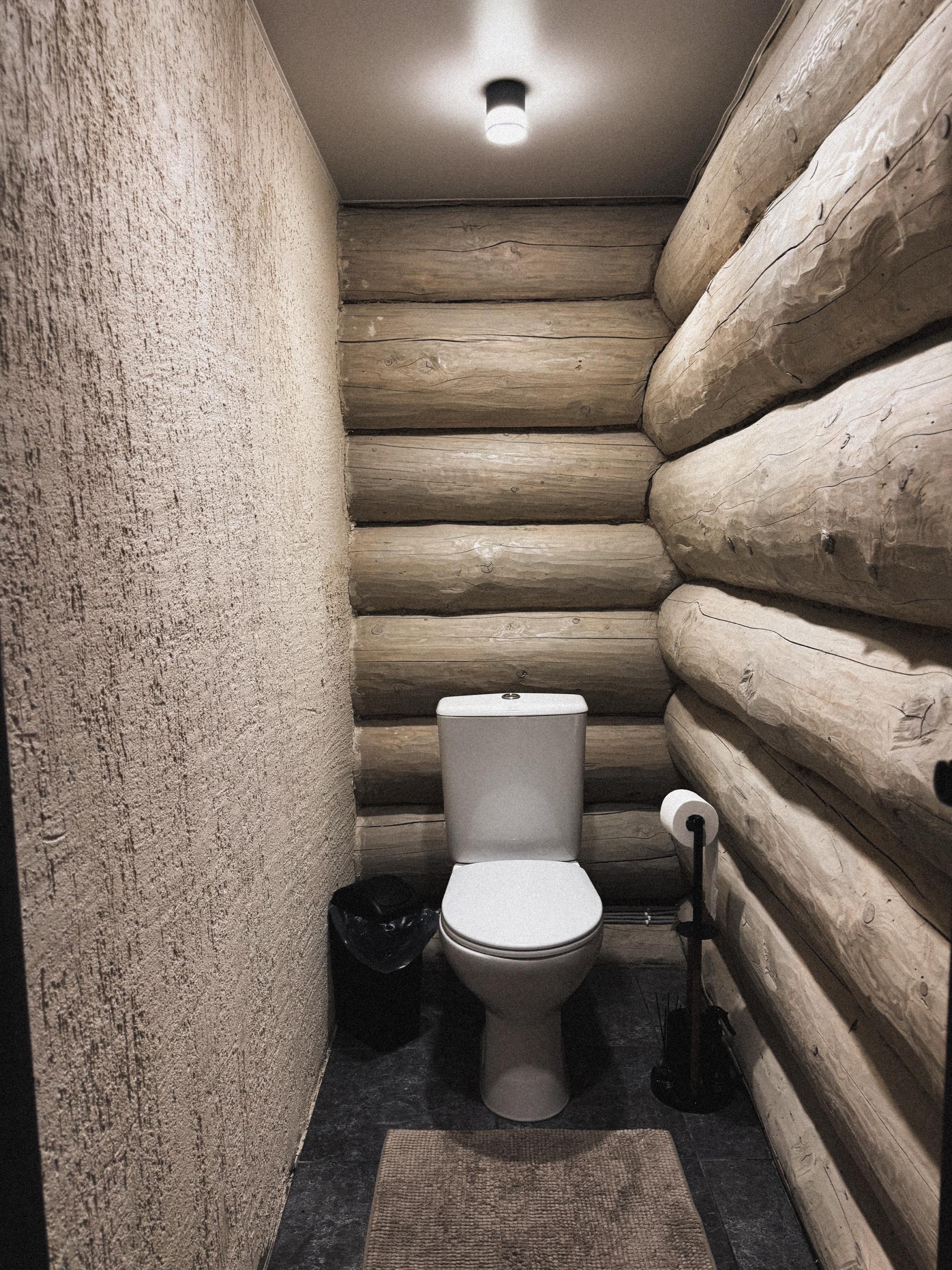 Фото Дом и река