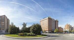 отель Hotel Albret