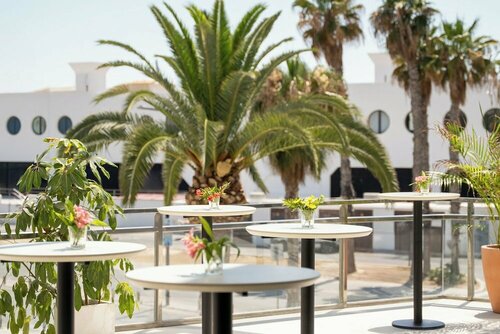 Гостиница Innside by Melia Alicante Porta Maris в Аликанте