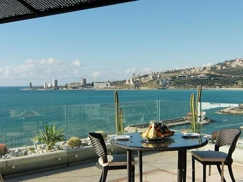 Гостиница Princessa Hotel в Джунии