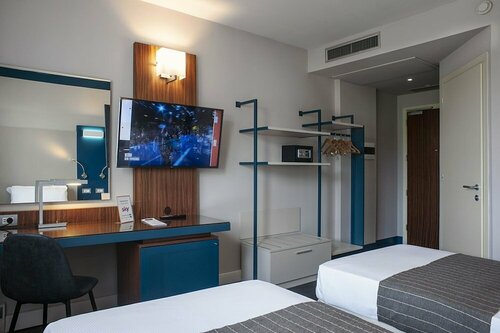 Гостиница La Meridiana Bleisure Hotel в Умбрии