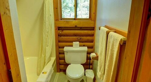Гостиница North Forty Resort в Уайтфише