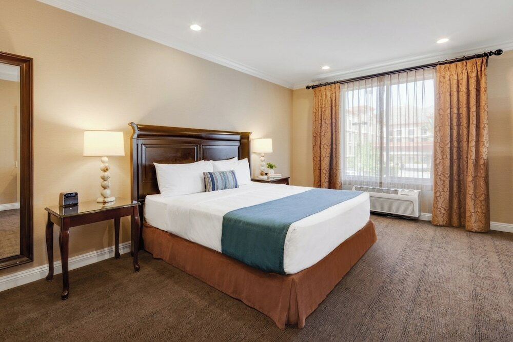 Фото Ayres Hotel & SPA Moreno Valley