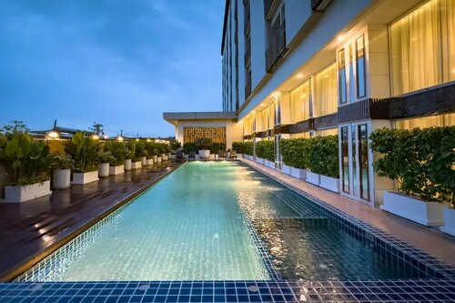 Гостиница Golden Dragon Suvarnnabhumi Hotel в Таиланде
