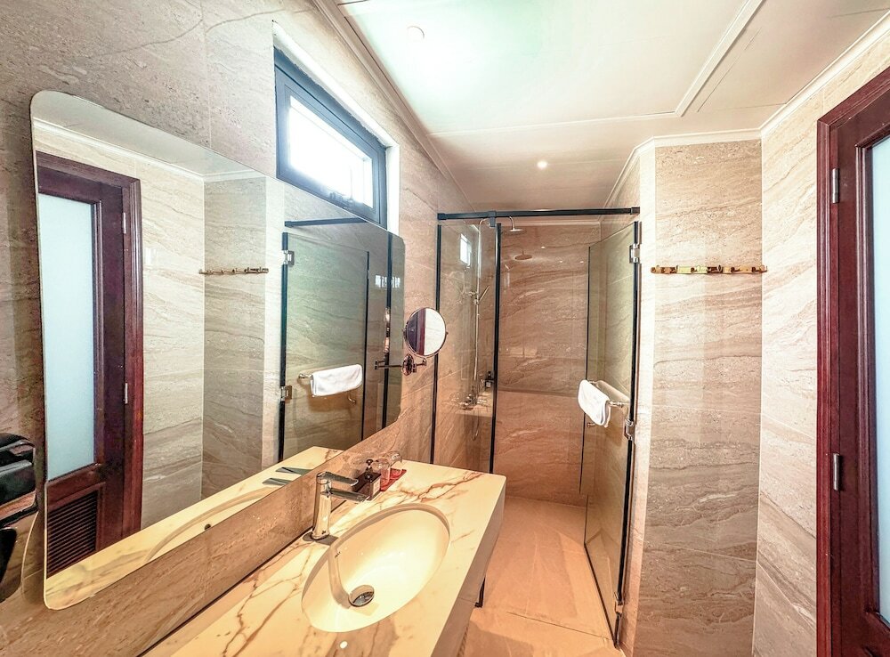 Фото Bon Ami Hotel