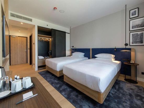 Фото Hilton Garden Inn Zagreb - Radnicka