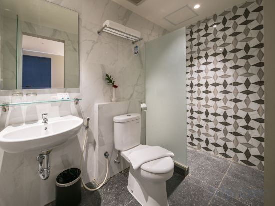 Фото Hotel 88 Kedungsari by Wh