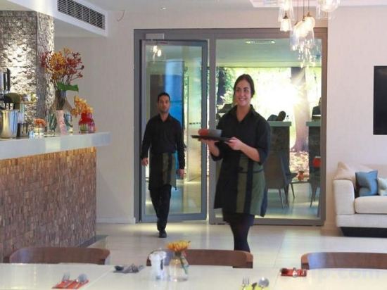 Фото Hampton by Hilton London City