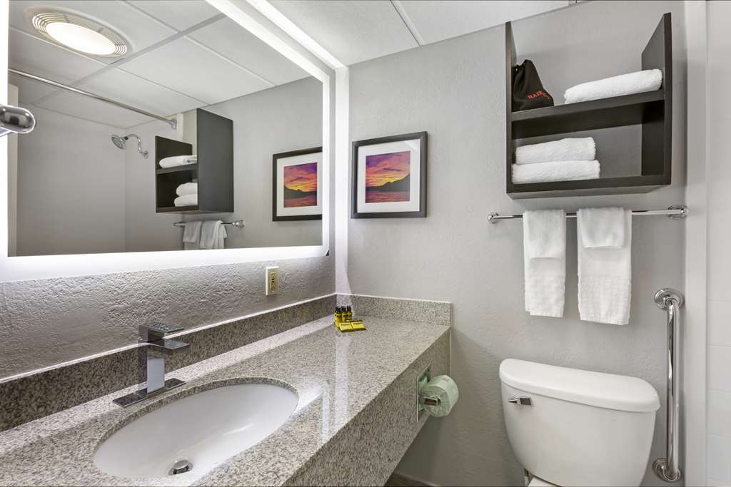 Фото Best Western Plus Sun Canyon