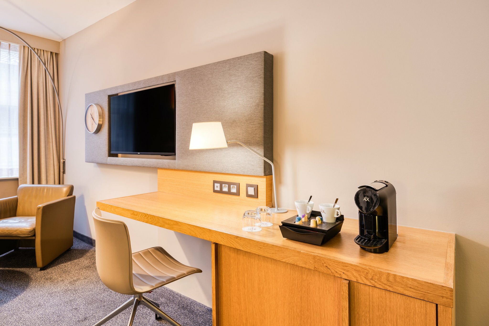 Фото Crowne Plaza Bruges