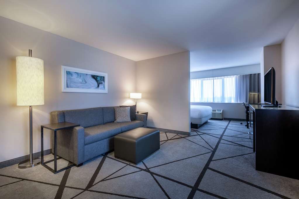 Фото DoubleTree by Hilton Los Angeles - Norwalk