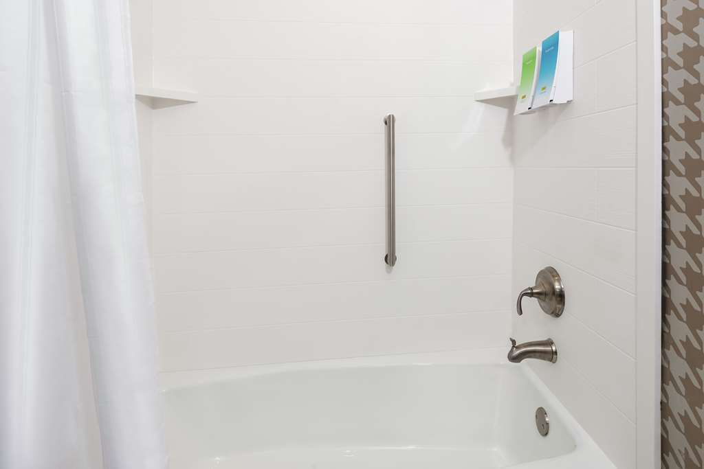 Фото Home2 Suites by Hilton Orlando Near Ucf