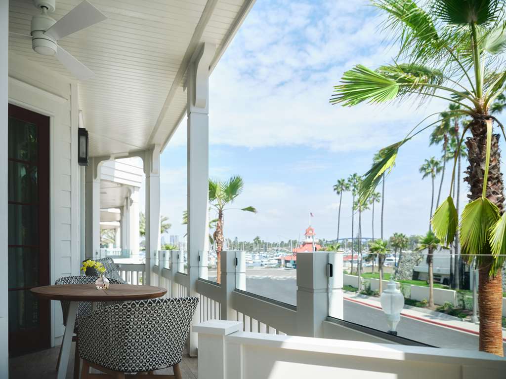 Фото Beach Village at The Del, Curio Collection by Hilton