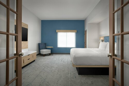 Гостиница Holiday Inn Express Hotel & Suites Dfw West - Hurst, an Ihg Hotel в Херсте