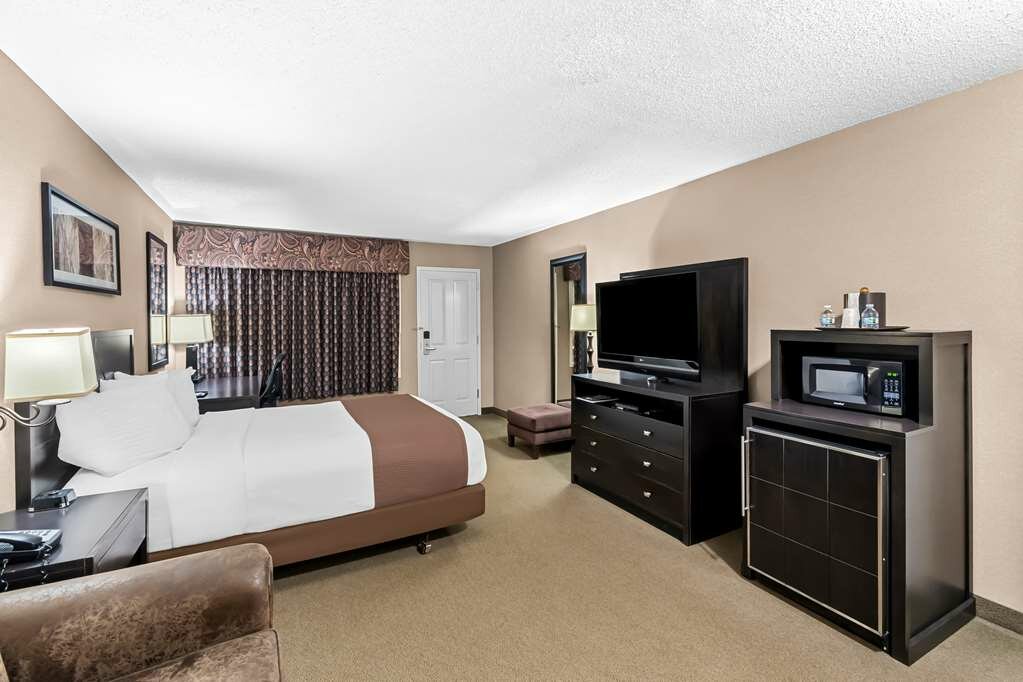 Фото Heartland Inn & Suites, SureStay Collection by Best Western