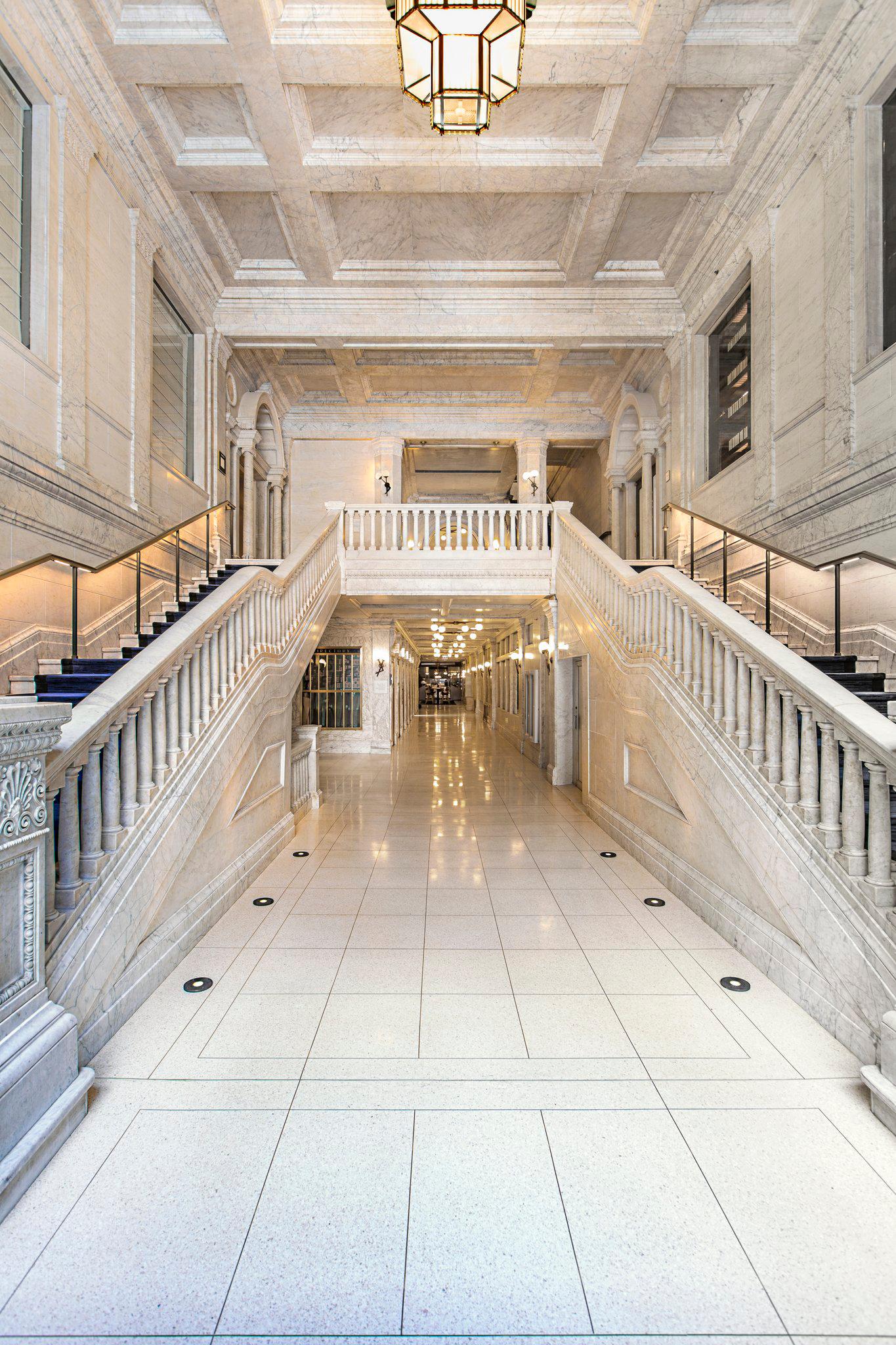 Фото Kimpton Gray Hotel, an Ihg Hotel