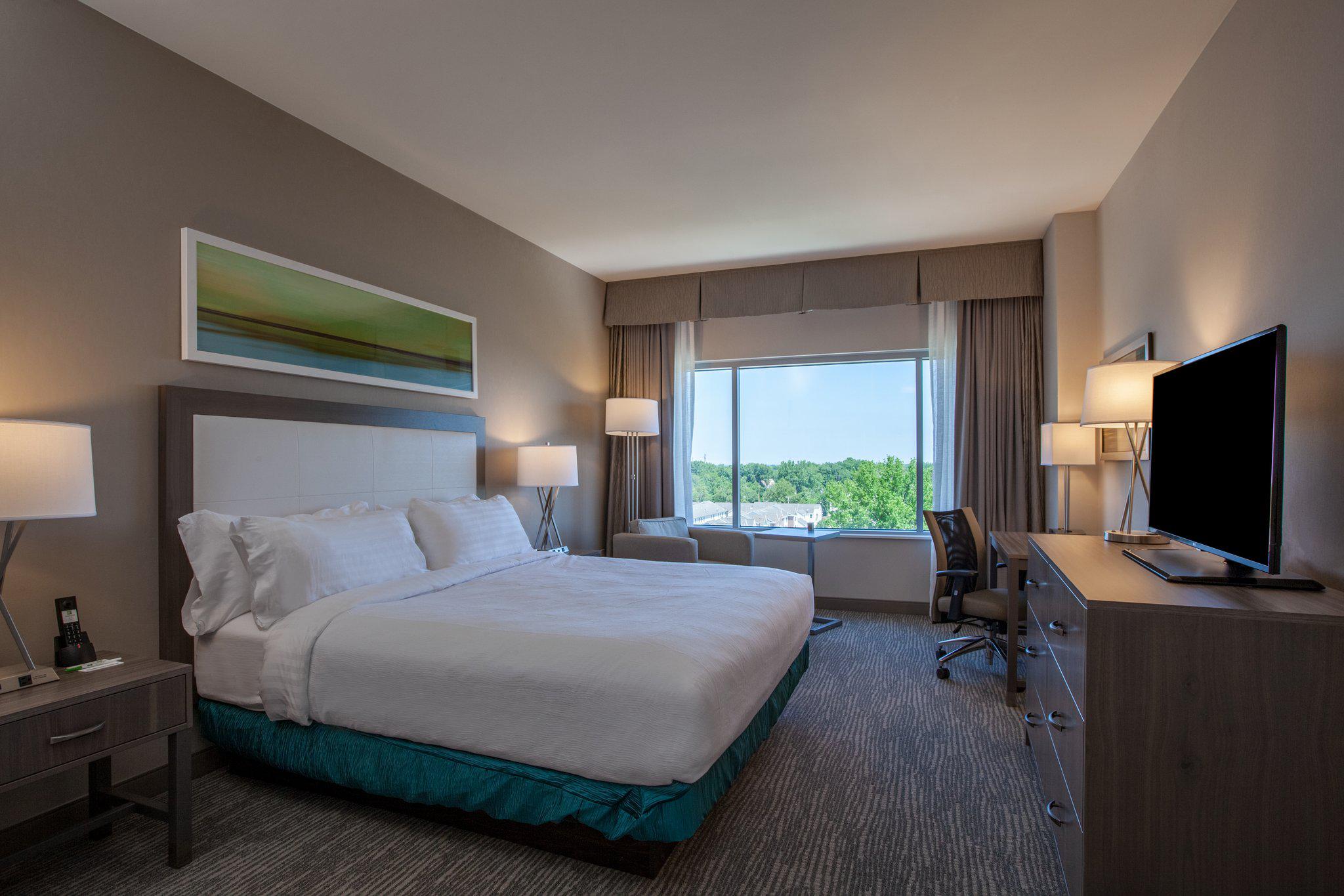 Фото Holiday Inn Cleveland Clinic an IHG Hotel