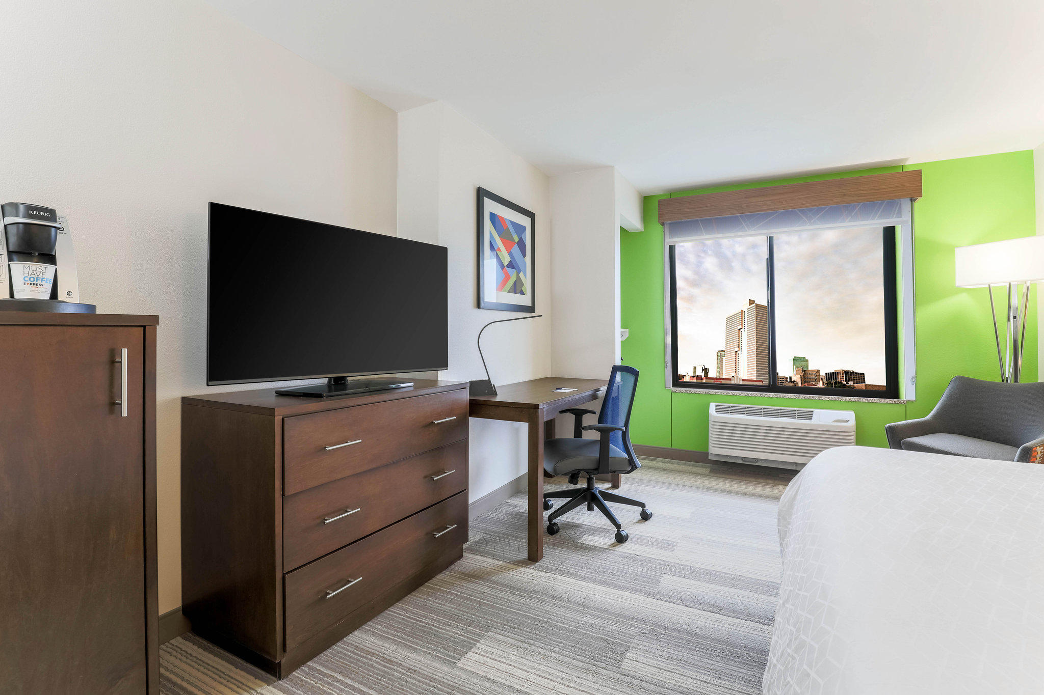 Фото Holiday Inn Express Hotel & Suites Fort Worth Downtown, an Ihg Hotel