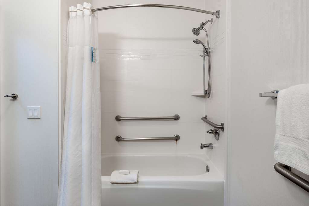 Фото Hilton Garden Inn Irvine East/Lake Forest