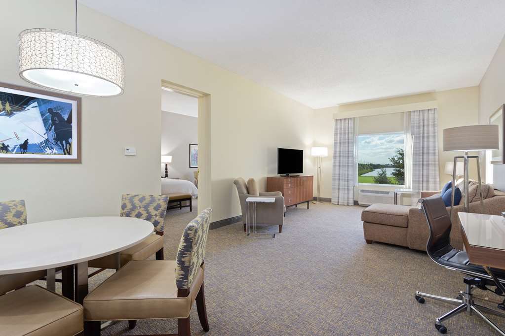 Фото Hampton Inn & Suites Wellington