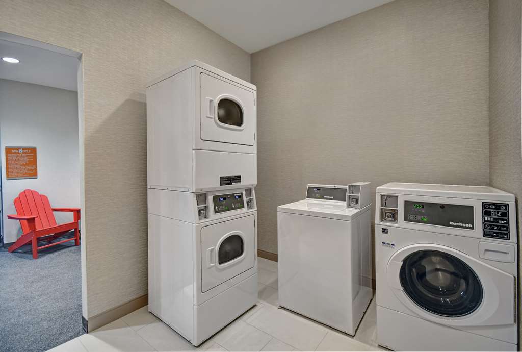 Фото Home2 Suites by Hilton Raleigh North I-540