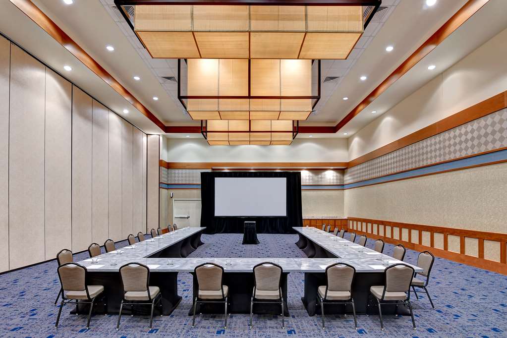 Фото DoubleTree by Hilton Hotel Phoenix Tempe