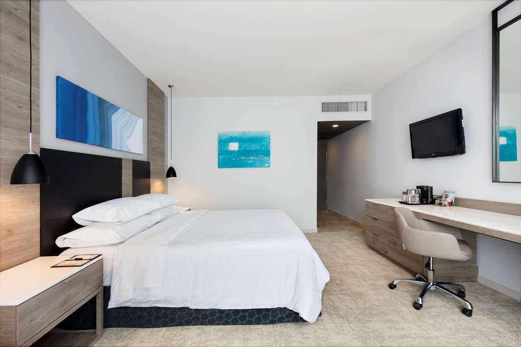Фото Hilton Garden Inn Mexico City Santa Fe