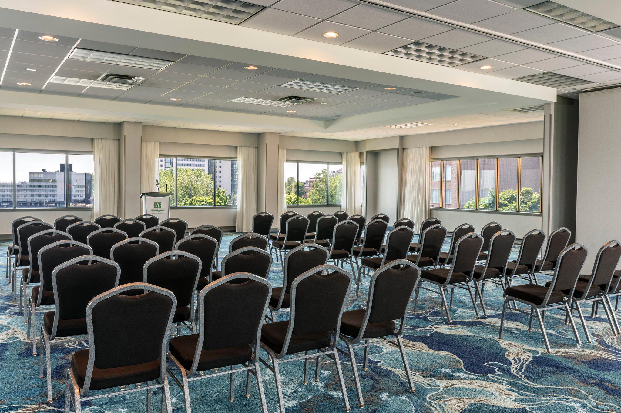 Фото Holiday Inn Kingston Waterfront