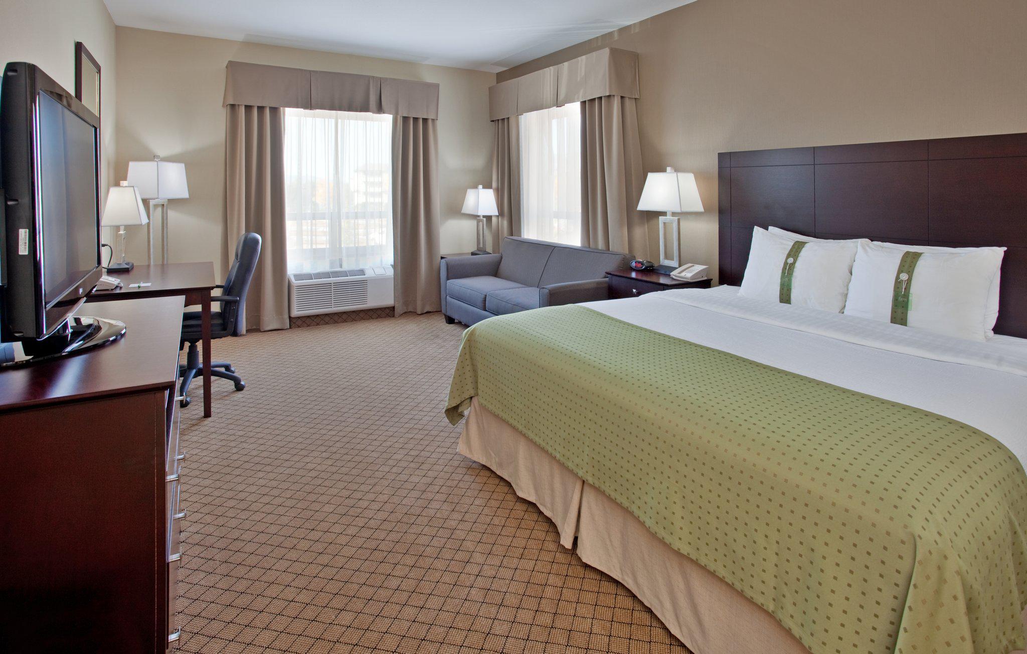 Фото Holiday Inn Hotel and Suites-Kamloops