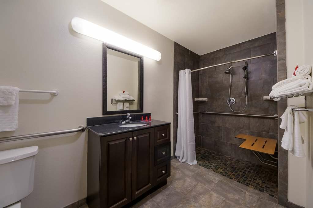 Фото SureStay Hotel by Best Western Falfurrias