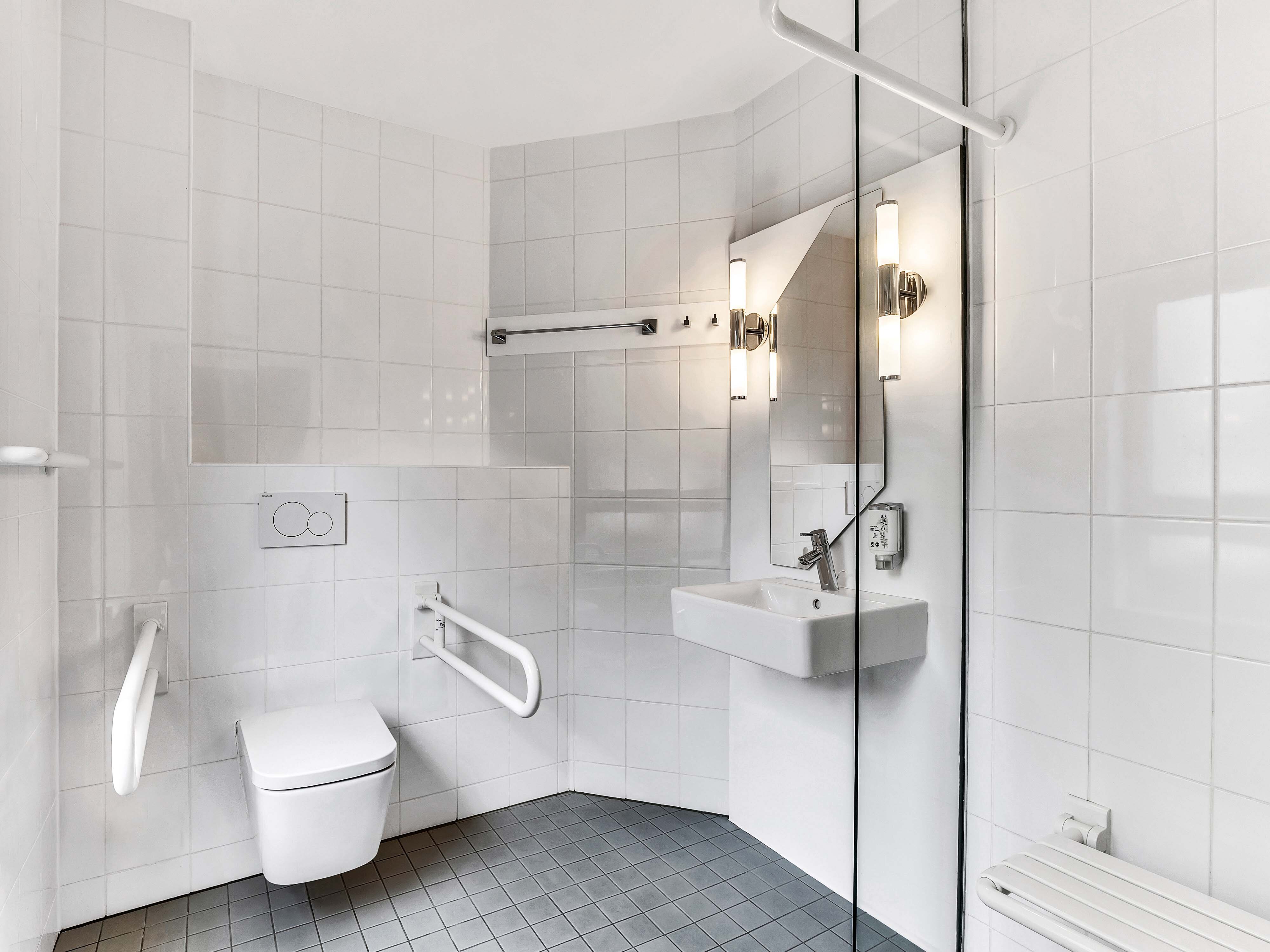 Фото B&b Hotel Bremen-Altstadt
