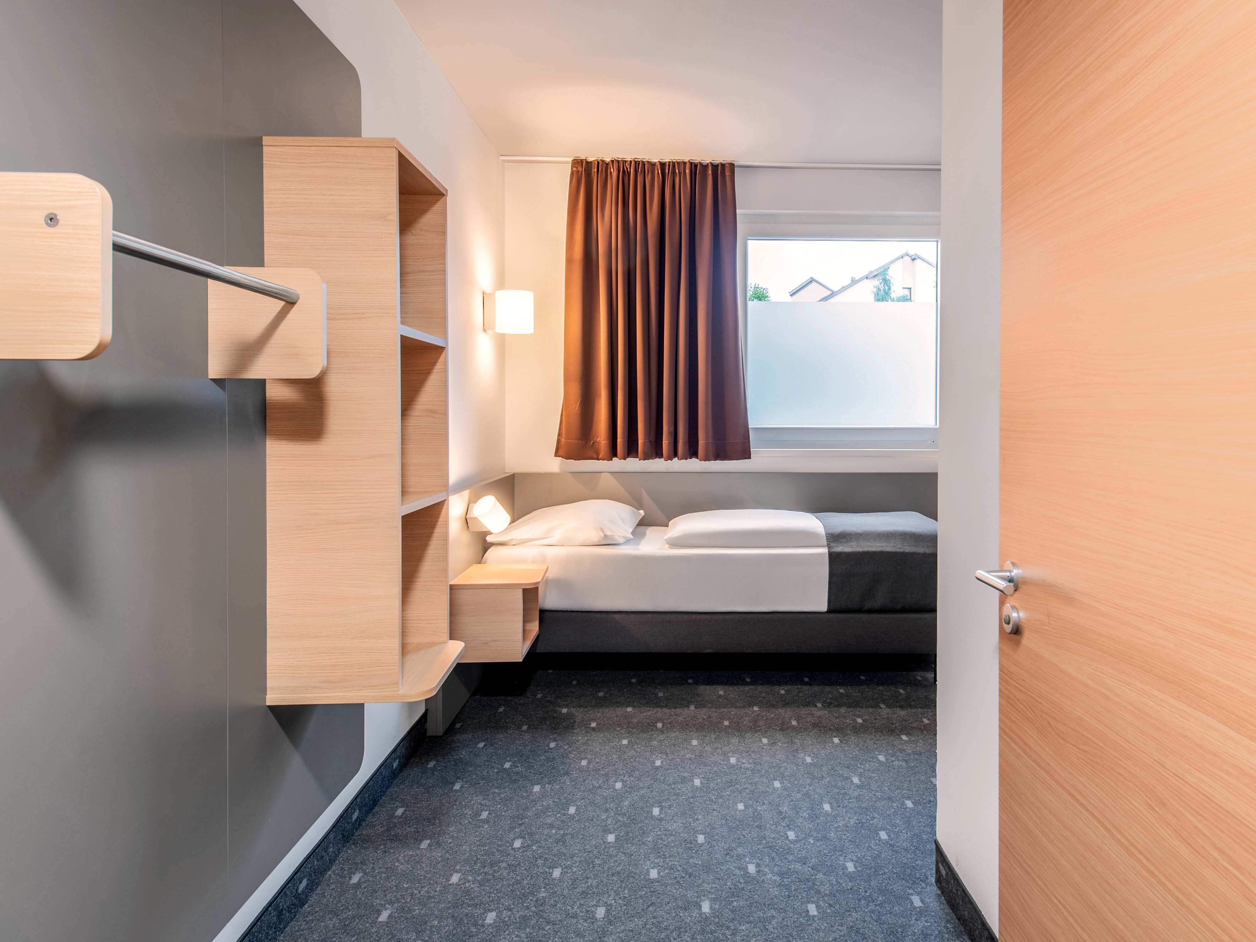 Фото B&b Hotel Regensburg