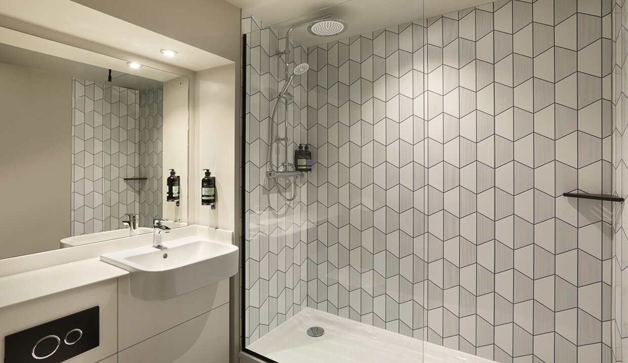 Фото Premier Inn London Hackney