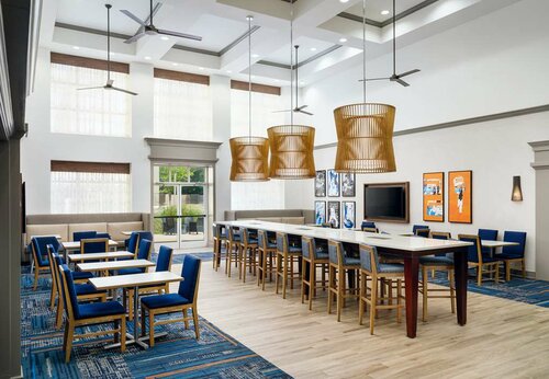 Гостиница Hampton Inn & Suites Memphis-Shady Grove в Мемфисе