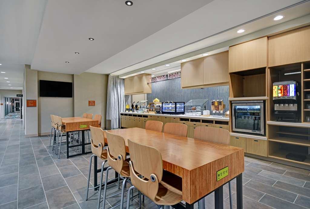Фото Home2 Suites by Hilton Raleigh North I-540