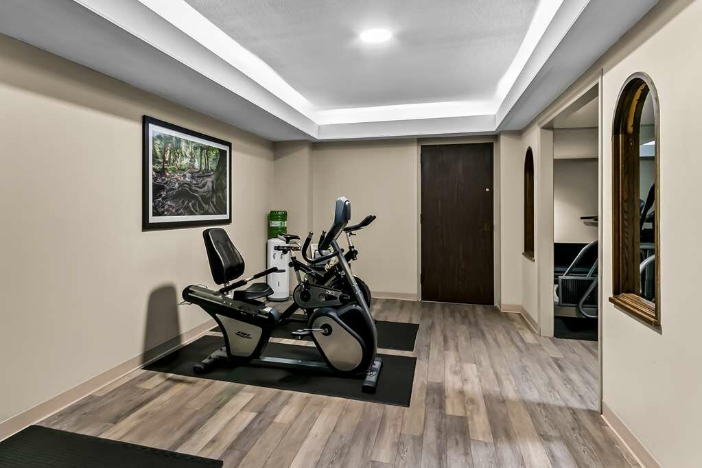 Фото Best Western Downtown Sudbury Centreville