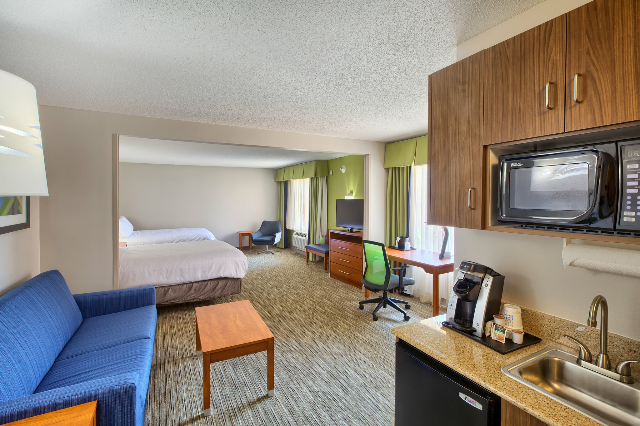 Фото Holiday Inn Express Hotel & Suites Raleigh-Wakefield, an Ihg Hotel