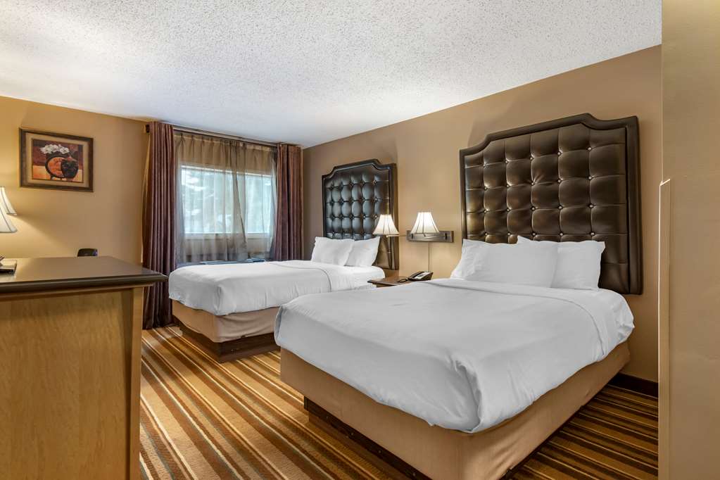 Фото Best Western Marquis Inn & Suites