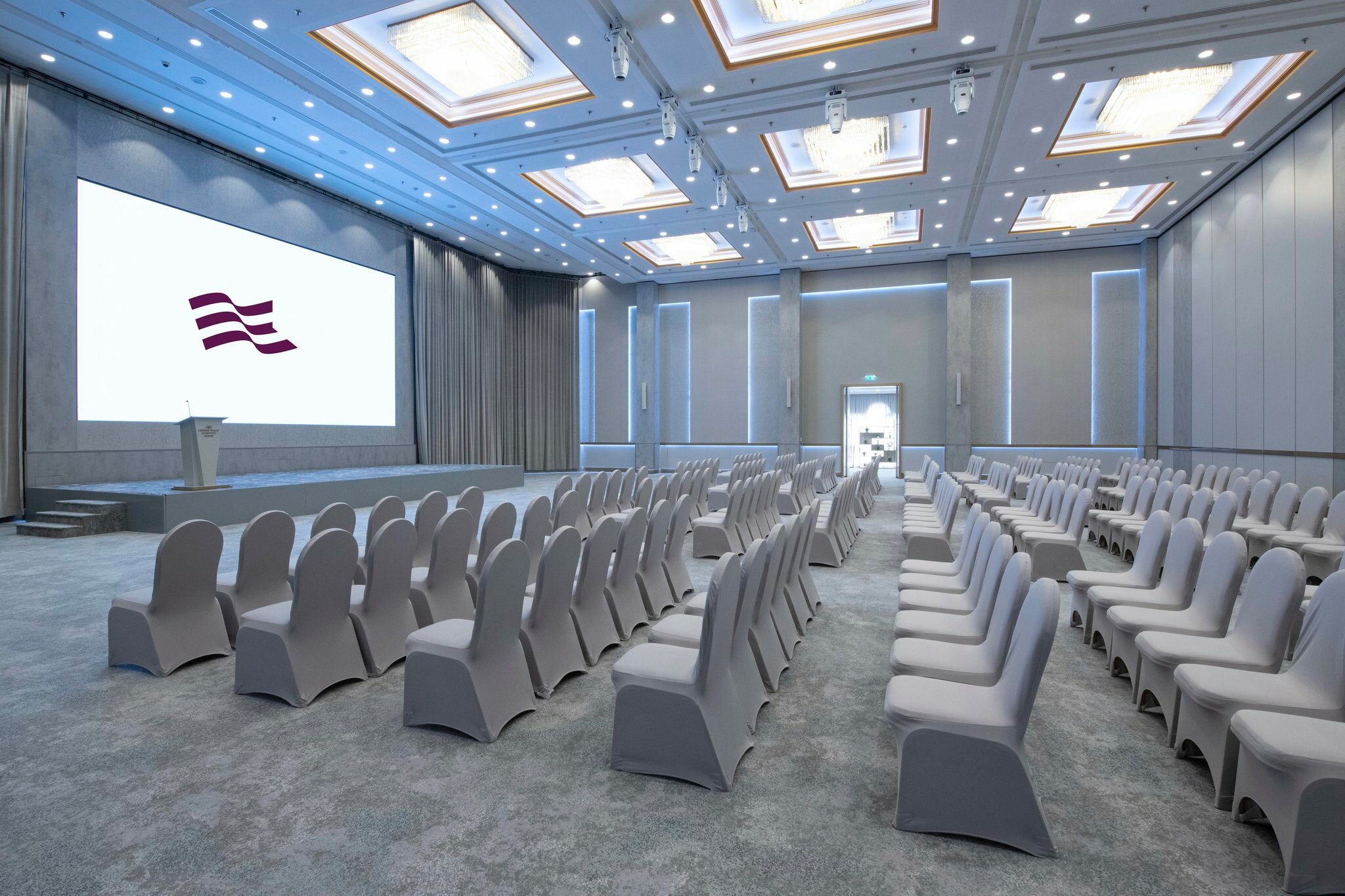 Фото Crowne Plaza Bahrain