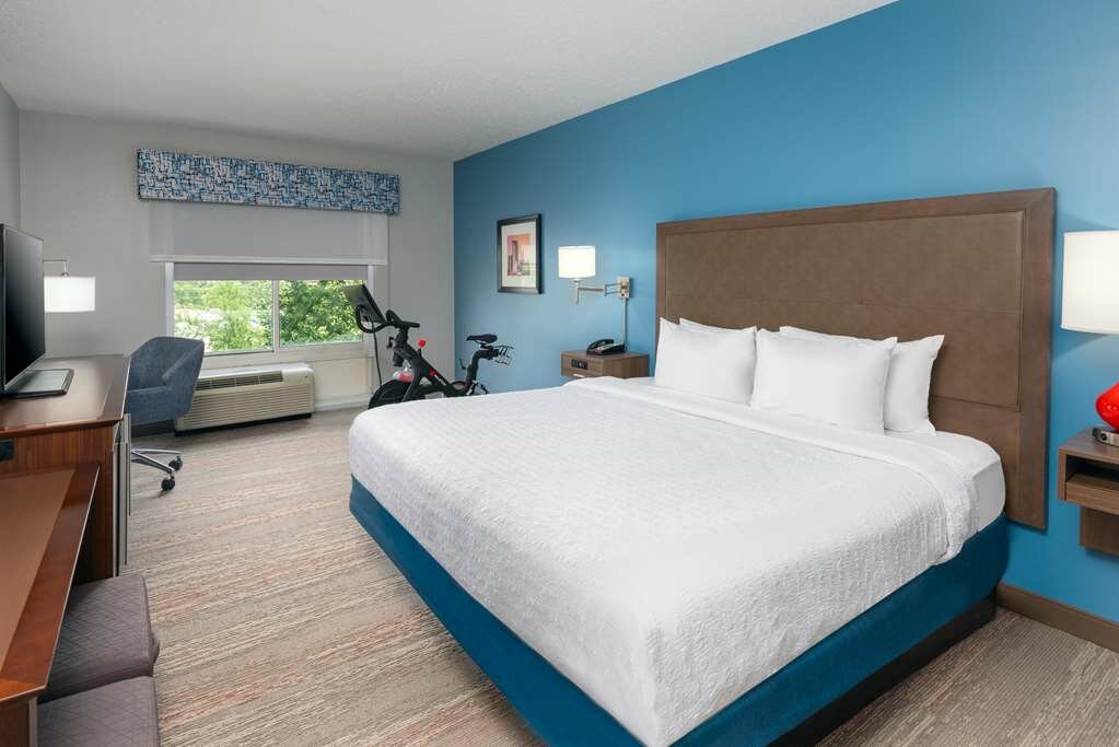 Фото Hampton Inn Charlotte-Uptown