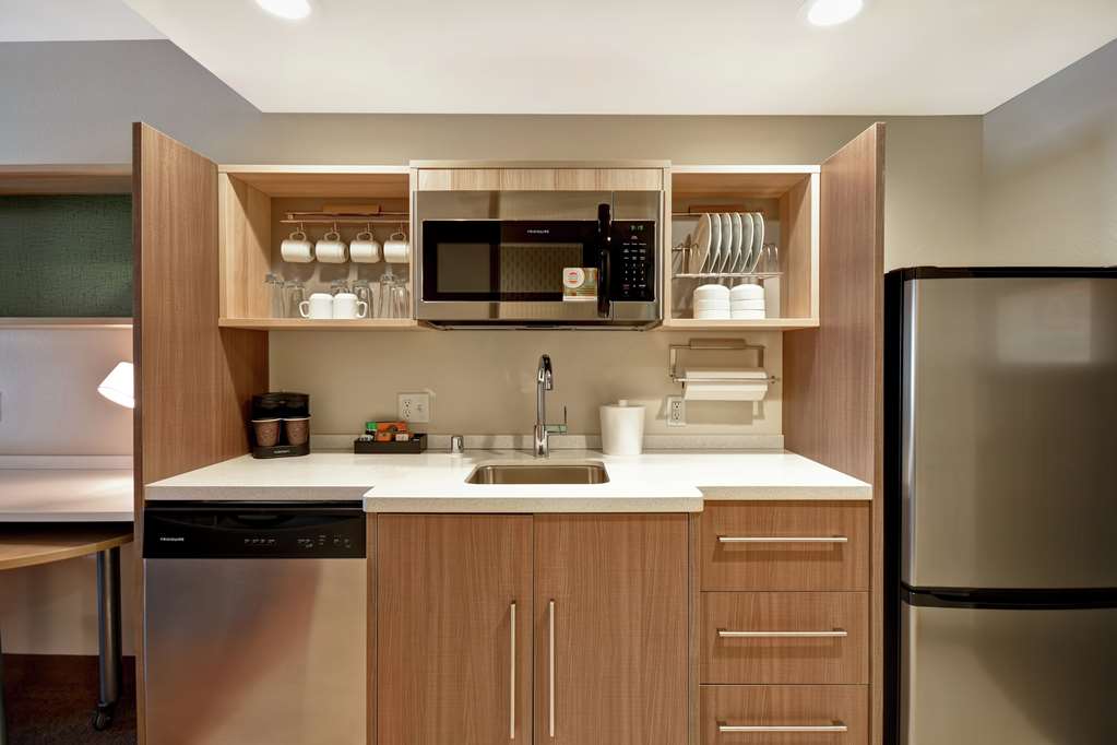 Фото Home2 Suites by Hilton Victorville