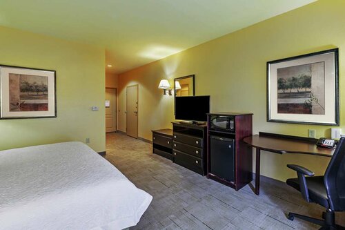Гостиница Hampton Inn & Suites Tulsa North/Owasso, Ok в Клерморе