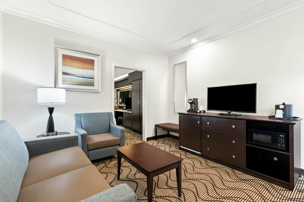 Фото Best Western Plus Irvine Spectrum Hotel