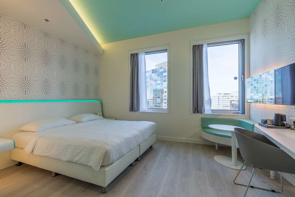 Фото Park Inn by Radisson Amsterdam City West