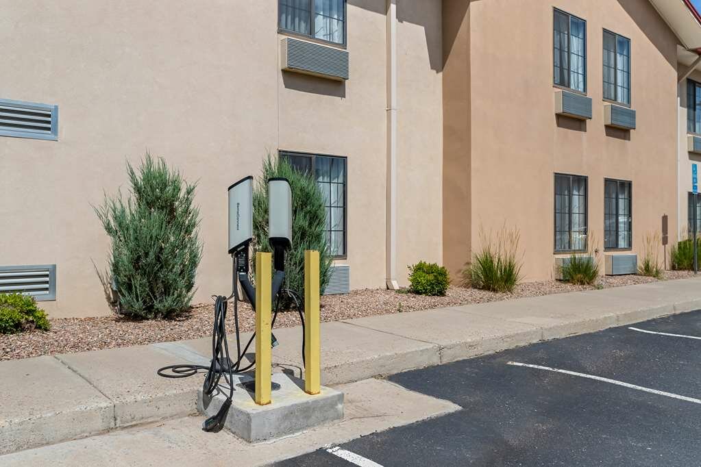 Фото Best Western Moriarty Heritage Inn