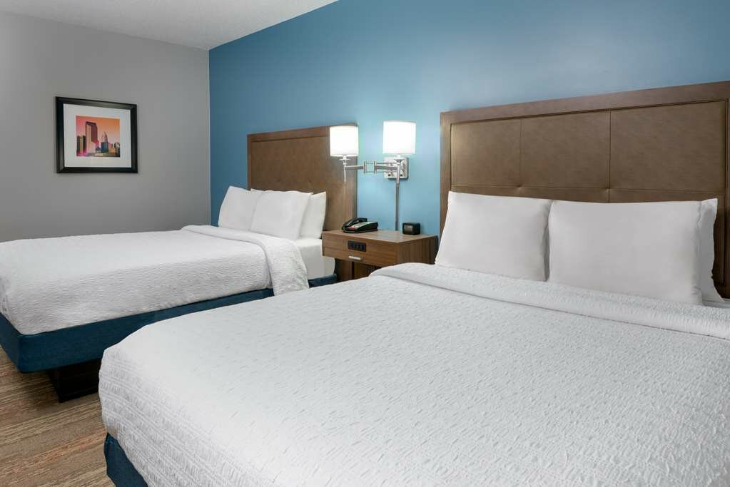 Фото Hampton Inn Charlotte-Uptown