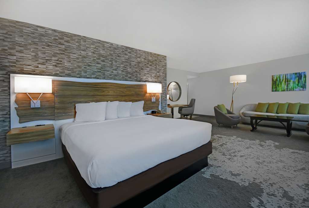 Фото Hilton Hasbrouck Heights