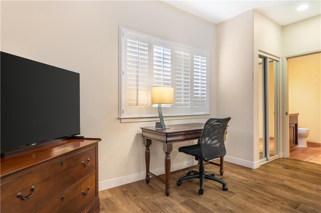 Фото Best Western Rose Garden Inn